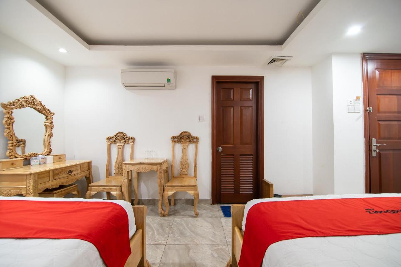 Reddoorz Plus New Sun Hotel Хошимин Екстериор снимка