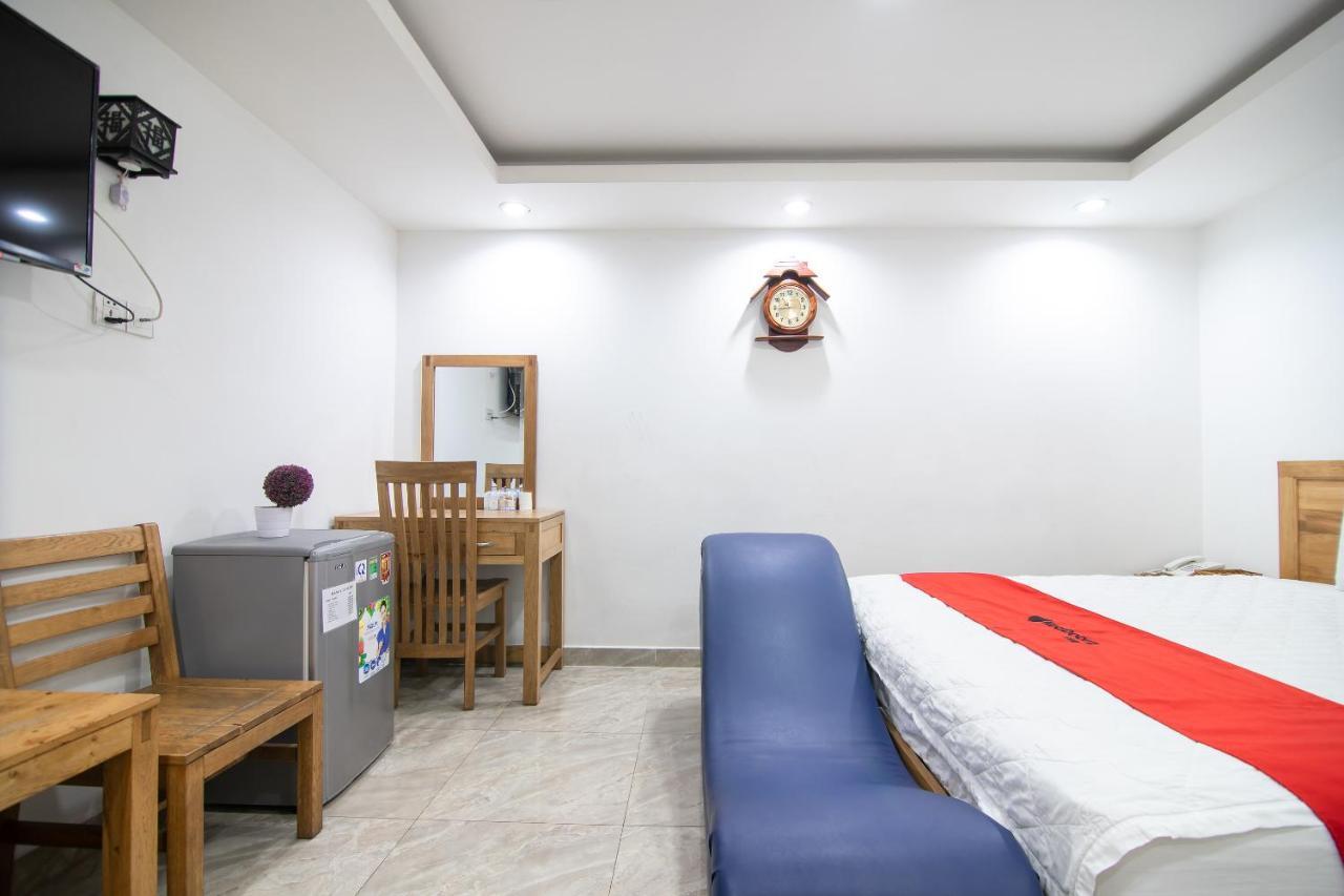Reddoorz Plus New Sun Hotel Хошимин Екстериор снимка