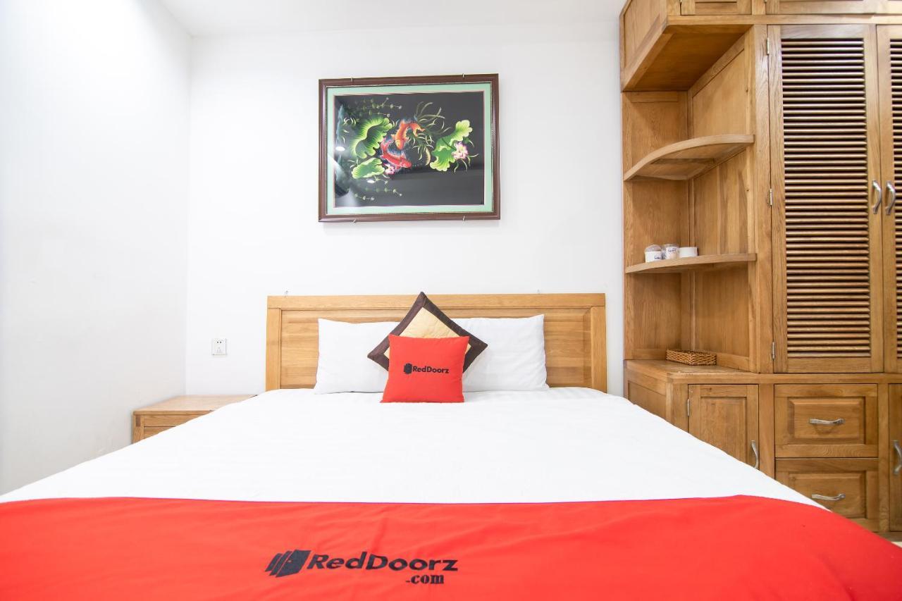 Reddoorz Plus New Sun Hotel Хошимин Екстериор снимка