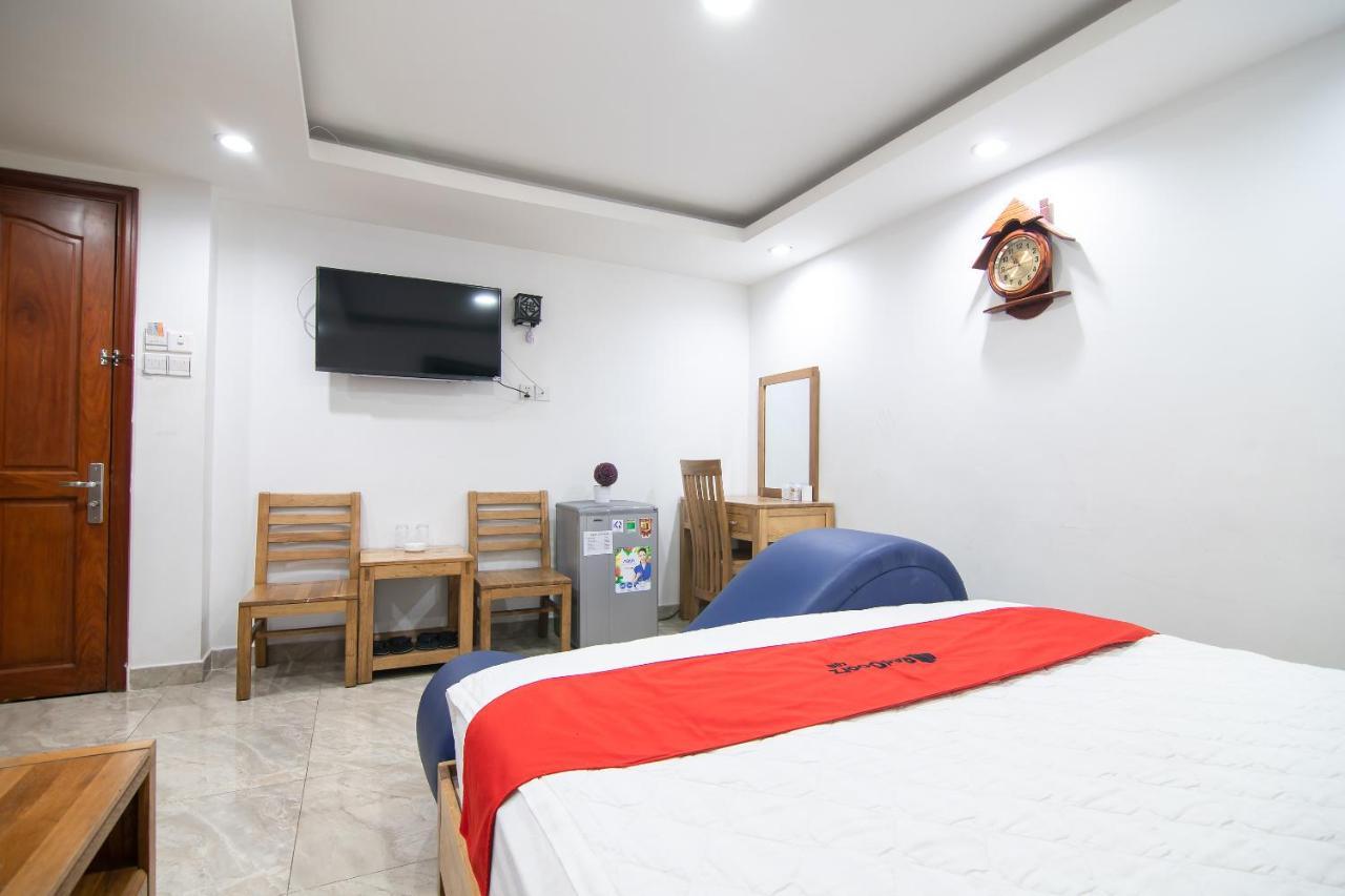 Reddoorz Plus New Sun Hotel Хошимин Екстериор снимка