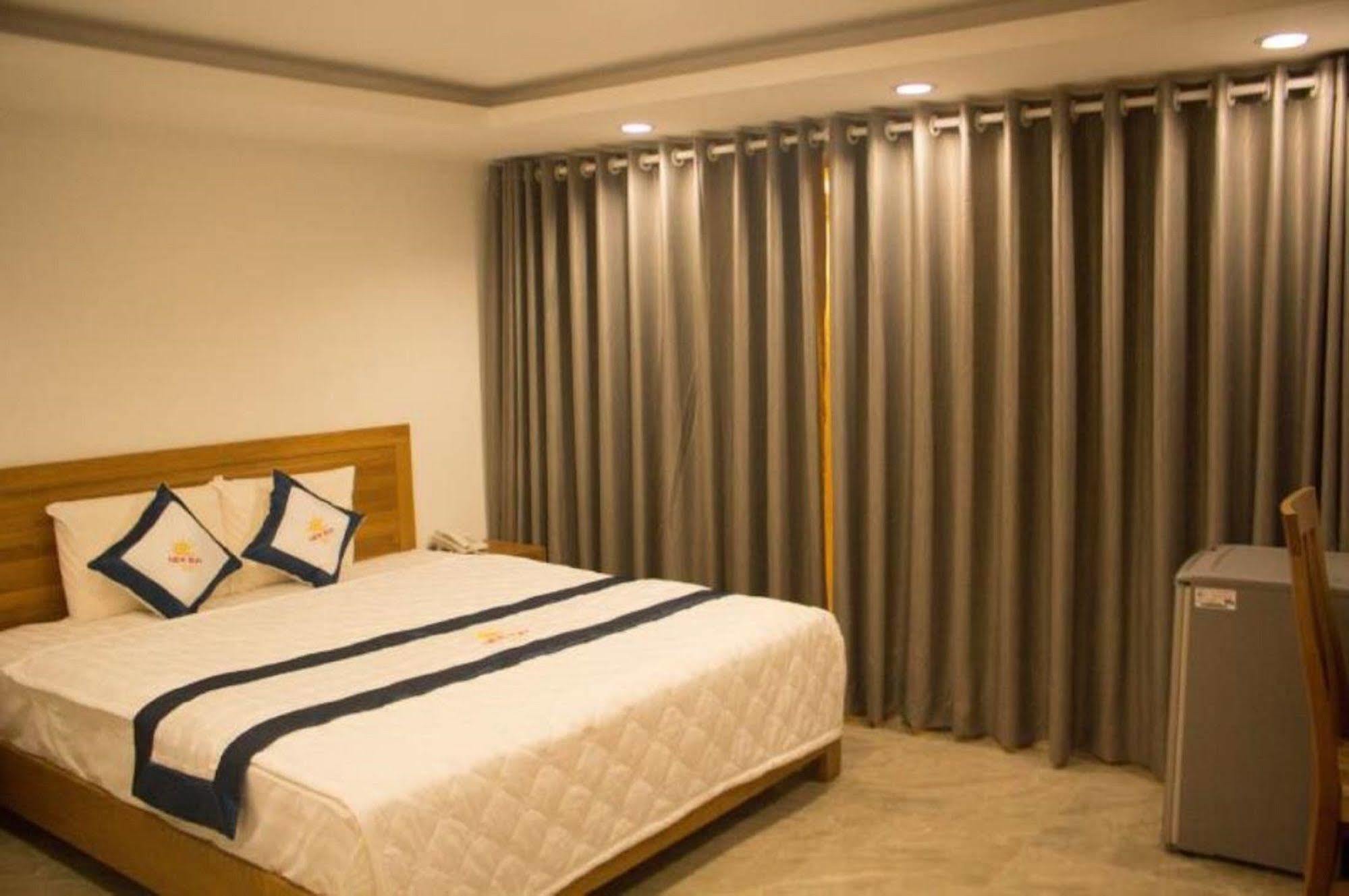 Reddoorz Plus New Sun Hotel Хошимин Екстериор снимка
